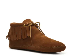 Minnetonka Classic Fringe Moccasins, brown