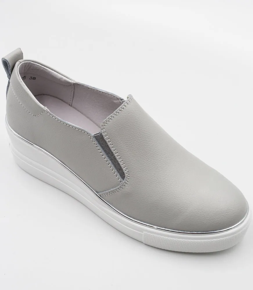 Shoe in Gray by KB Shoes